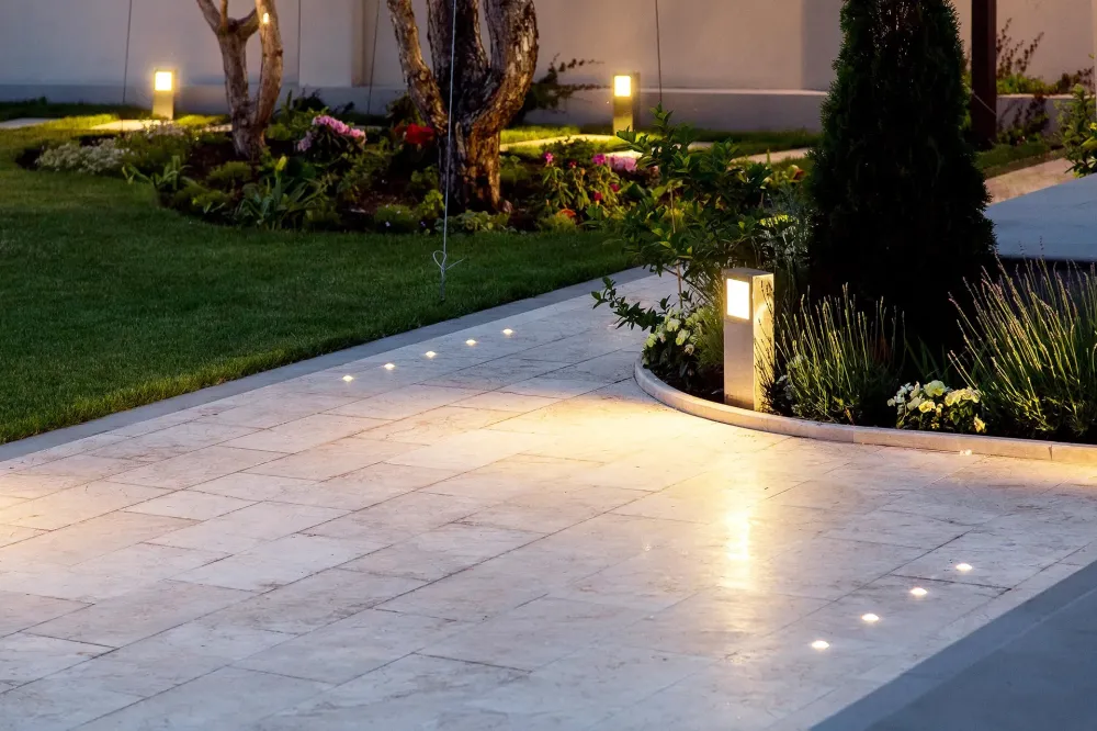 Allée lumineusewebp
